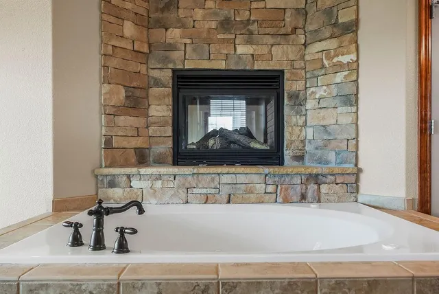 $899,950 | 22960 Bedford Road, Spring Hill, KS 66083