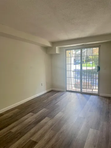 $2,450 | 152 Cannongate Road, Nashua, NH 03063