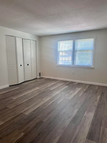 $2,450 | 152 Cannongate Road, Nashua, NH 03063