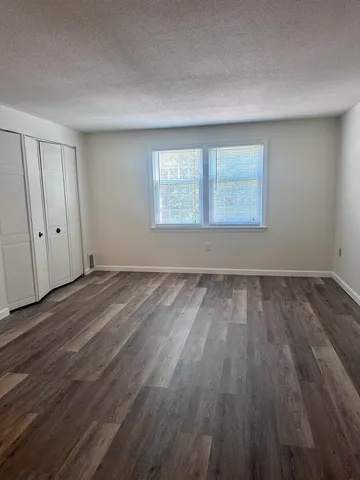 $2,450 | 152 Cannongate Road, Nashua, NH 03063