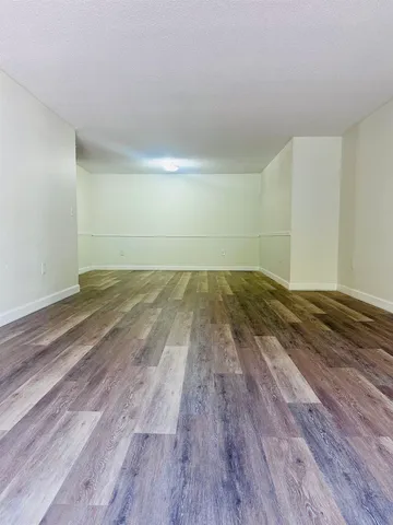 $2,450 | 152 Cannongate Road, Nashua, NH 03063