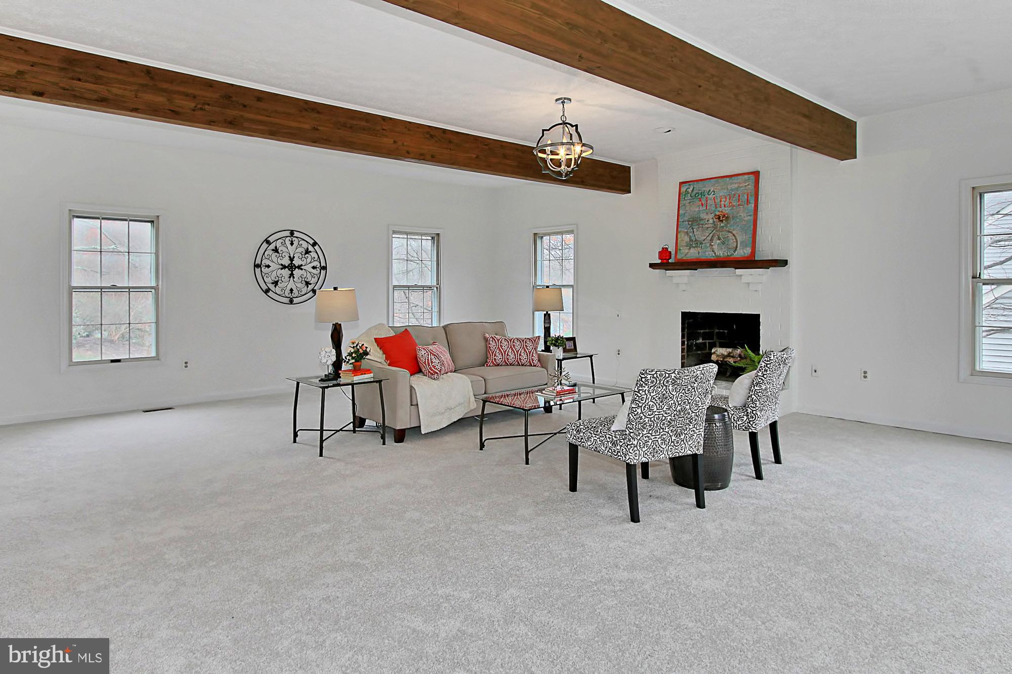 2211 Quartermaster Lane Reston, VA 20191 - Photo 15 of 49 Lots for Space to Decorate as you wish!