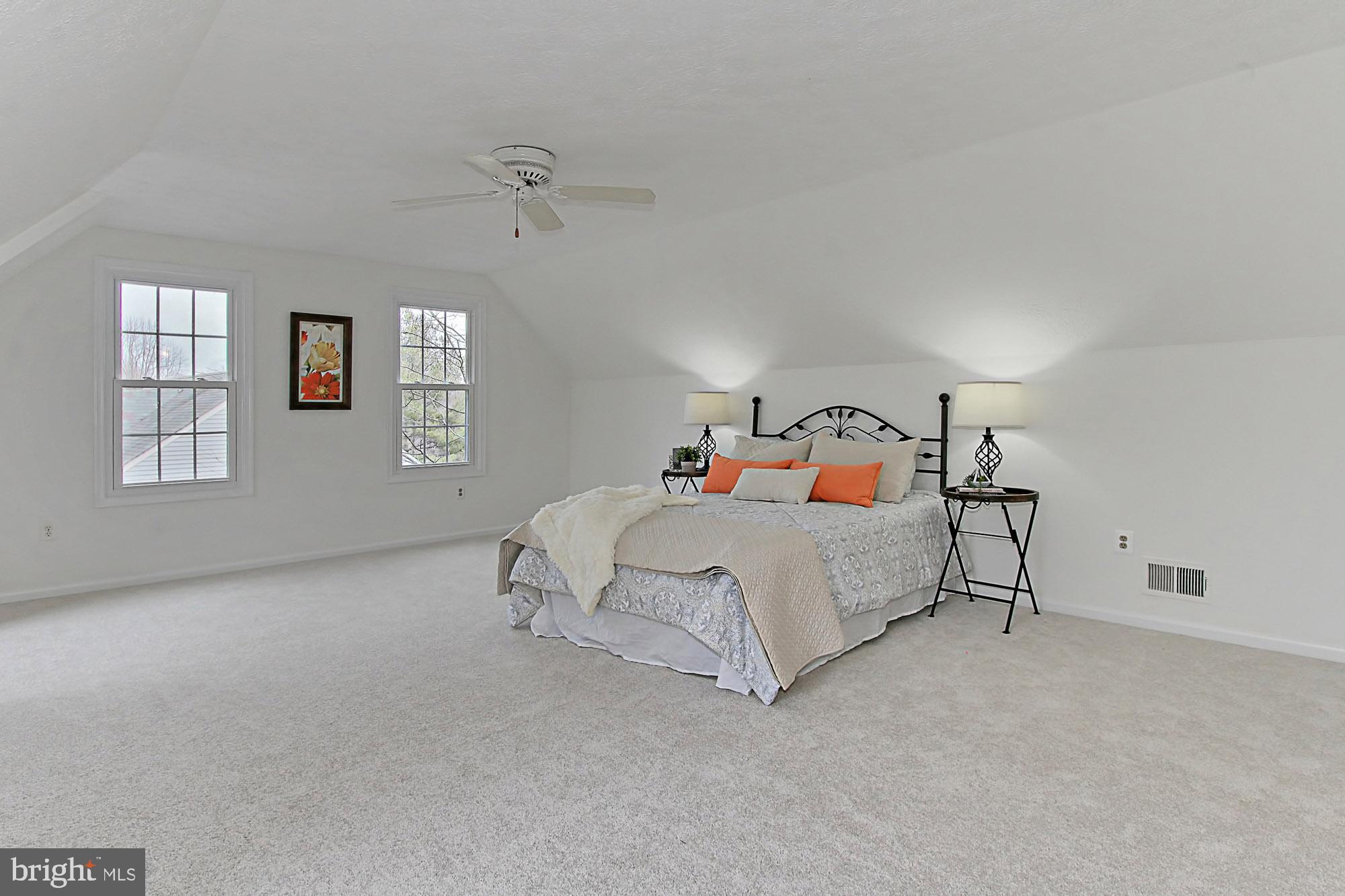 2211 Quartermaster Lane Reston, VA 20191 - Photo 24 of 49 Spacious Master Bedroom (21' x 16')