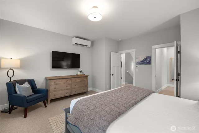 $1,850,000 | 367 Compass Street, Pacific Beach, WA 98571