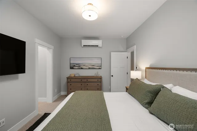 $1,850,000 | 367 Compass Street, Pacific Beach, WA 98571