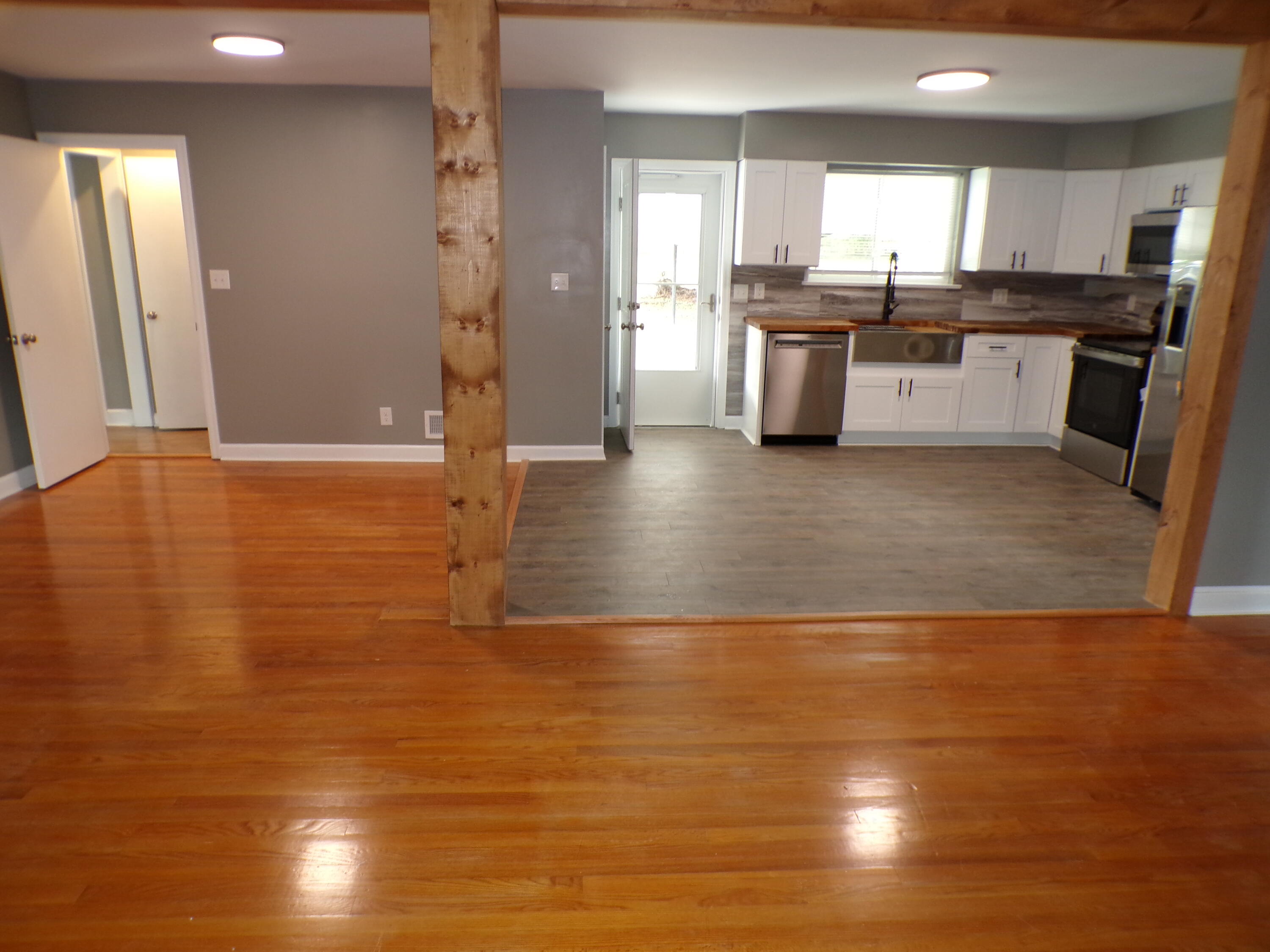 6808 Goff Road Roanoke, VA 24019 - Photo 5 of 35 117_0142