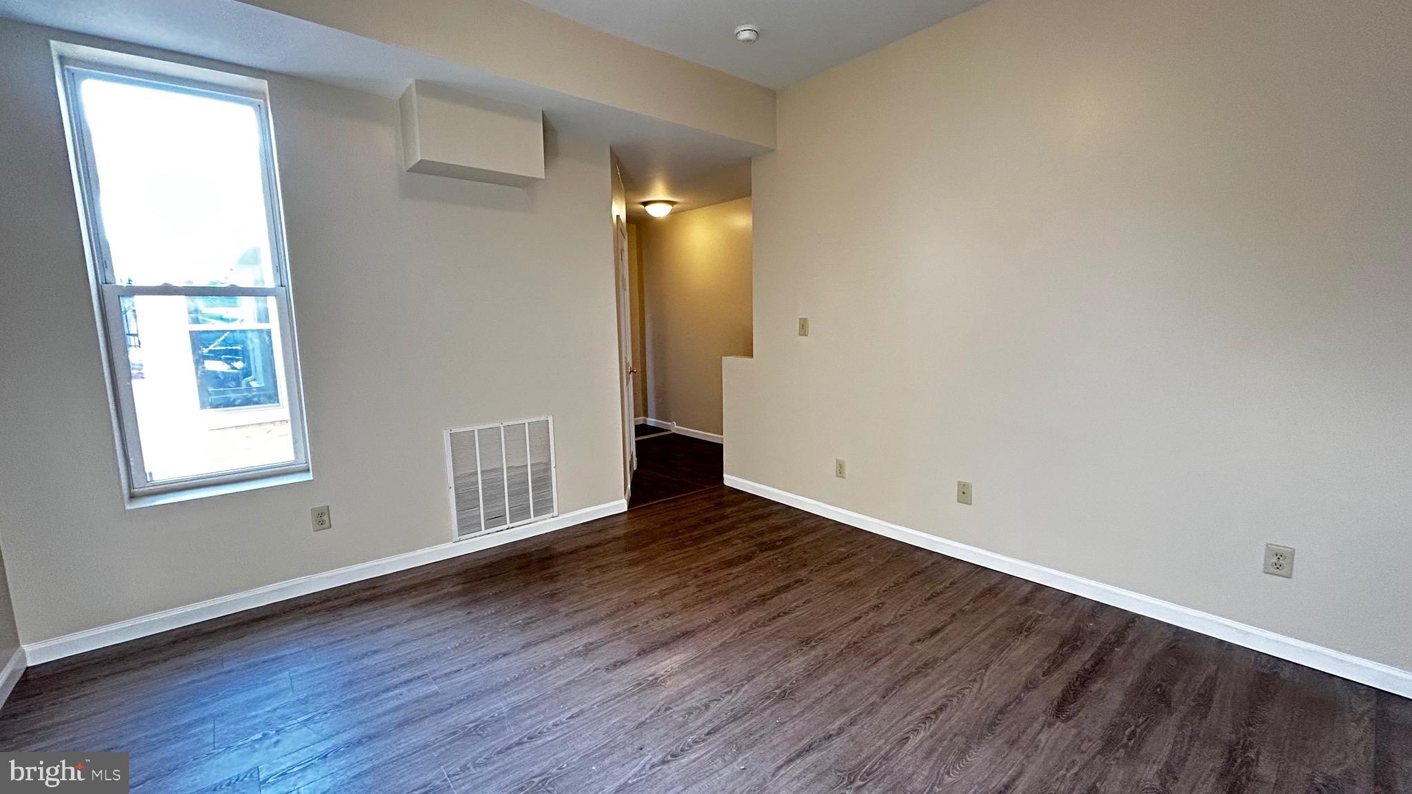 310 North 4th Street Reading, PA 19601 - Photo 25 of 39
