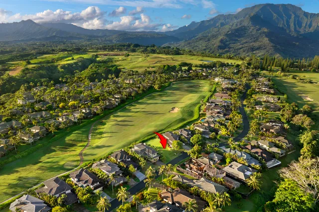 a view of an outdoor space and a yard