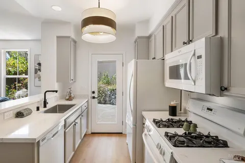 $897,000 | 50 Arnold Drive, Novato, CA 94949