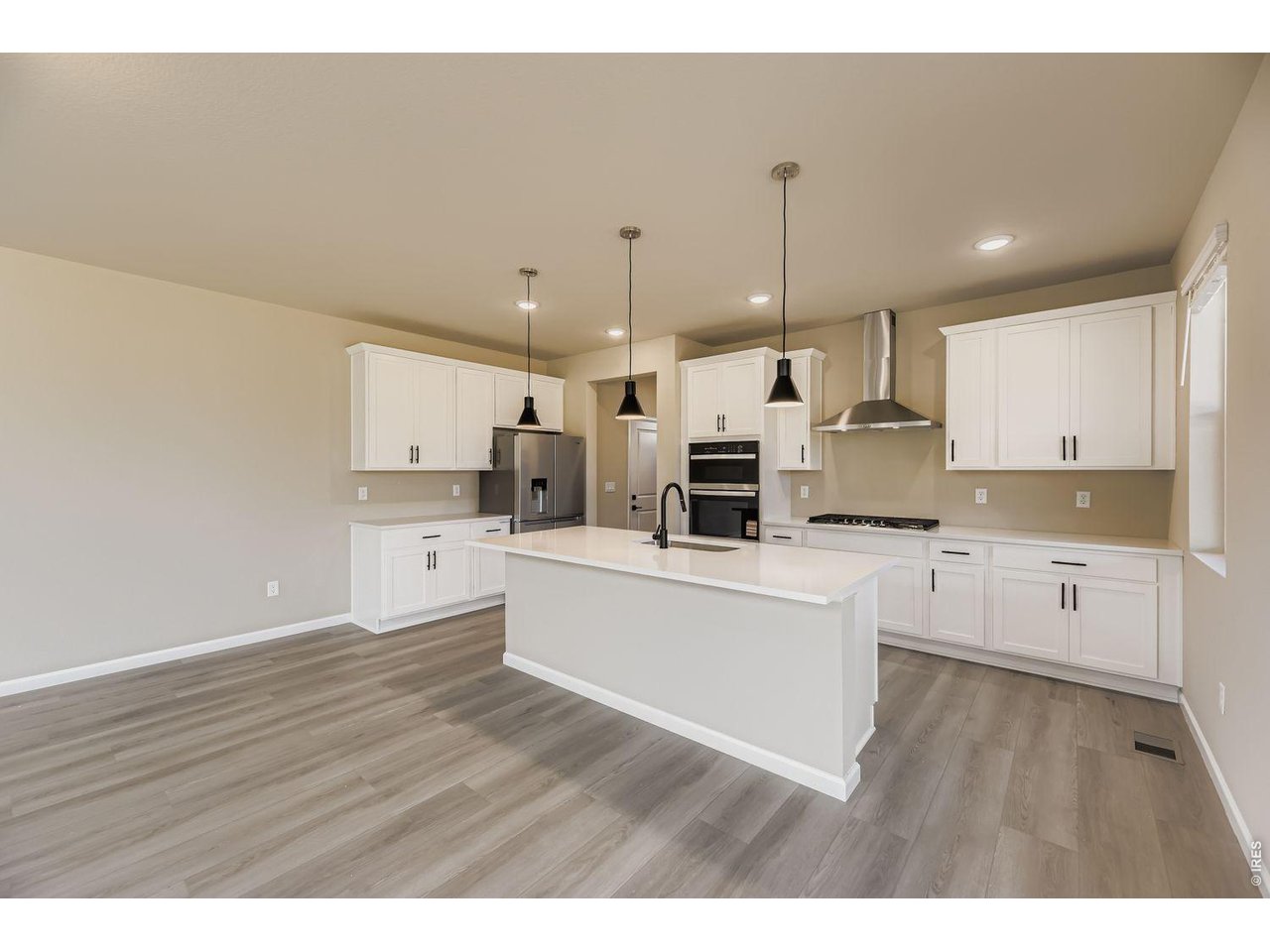 330 Rustic Barn Lane Berthoud, CO 80513 - Photo 14 of 27
