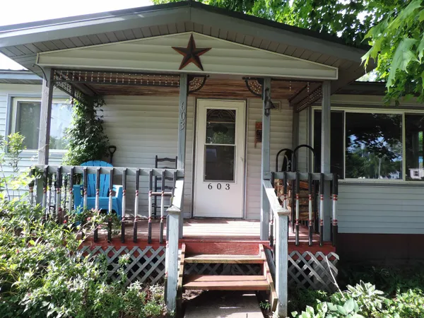 $145,000 | 603 West Main Street, Avoca, WI 53506