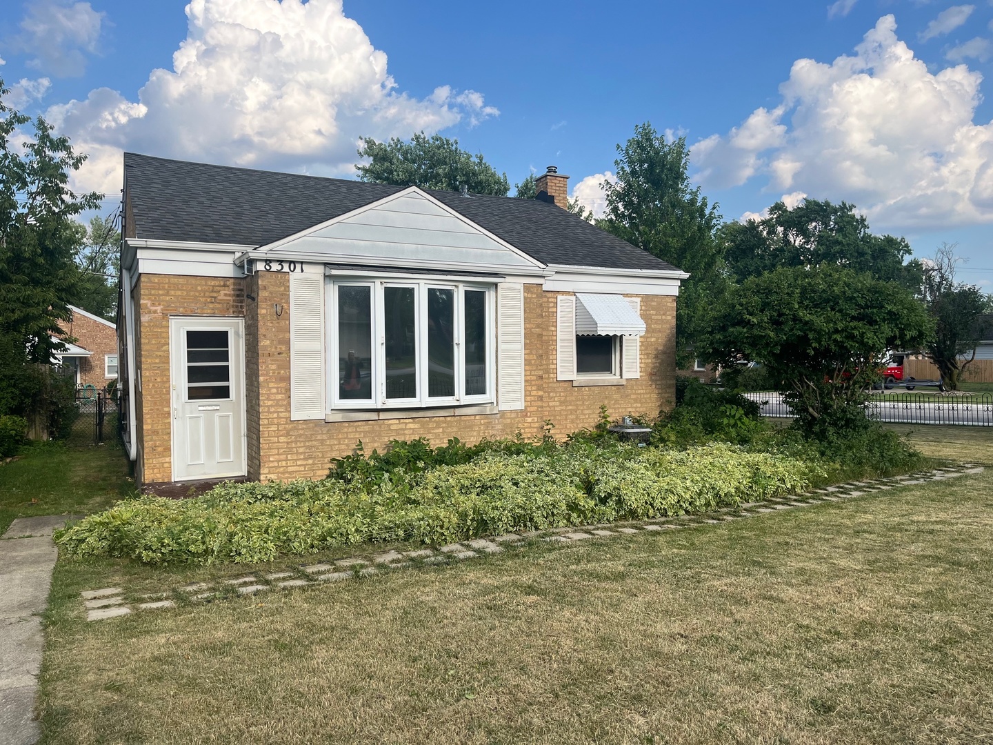 8301 North Waukegan Road Niles, IL 60714 - Photo 1 of 20 Gallery Image 1