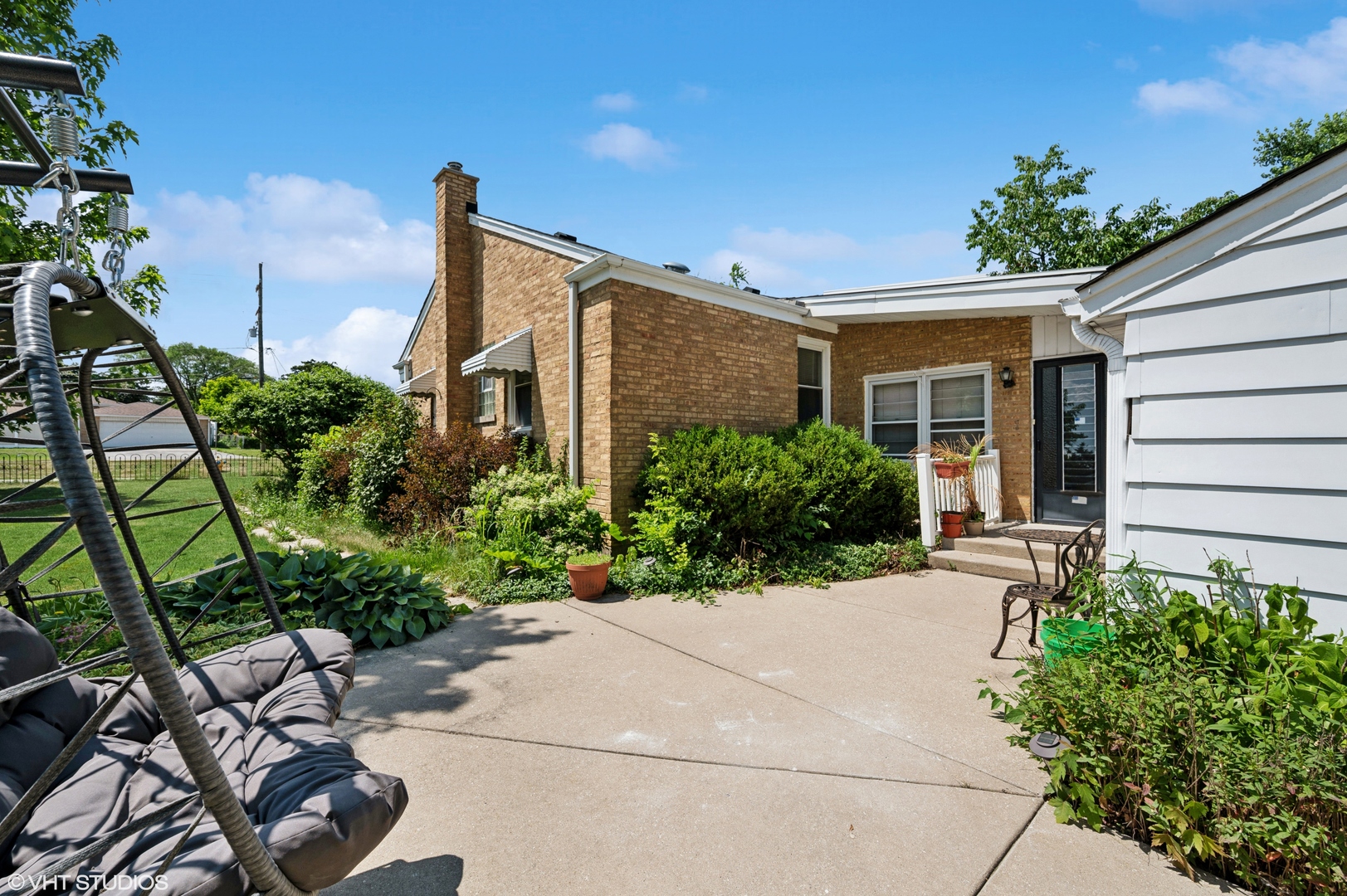 8301 North Waukegan Road Niles, IL 60714 - Photo 3 of 20 Gallery Image 3