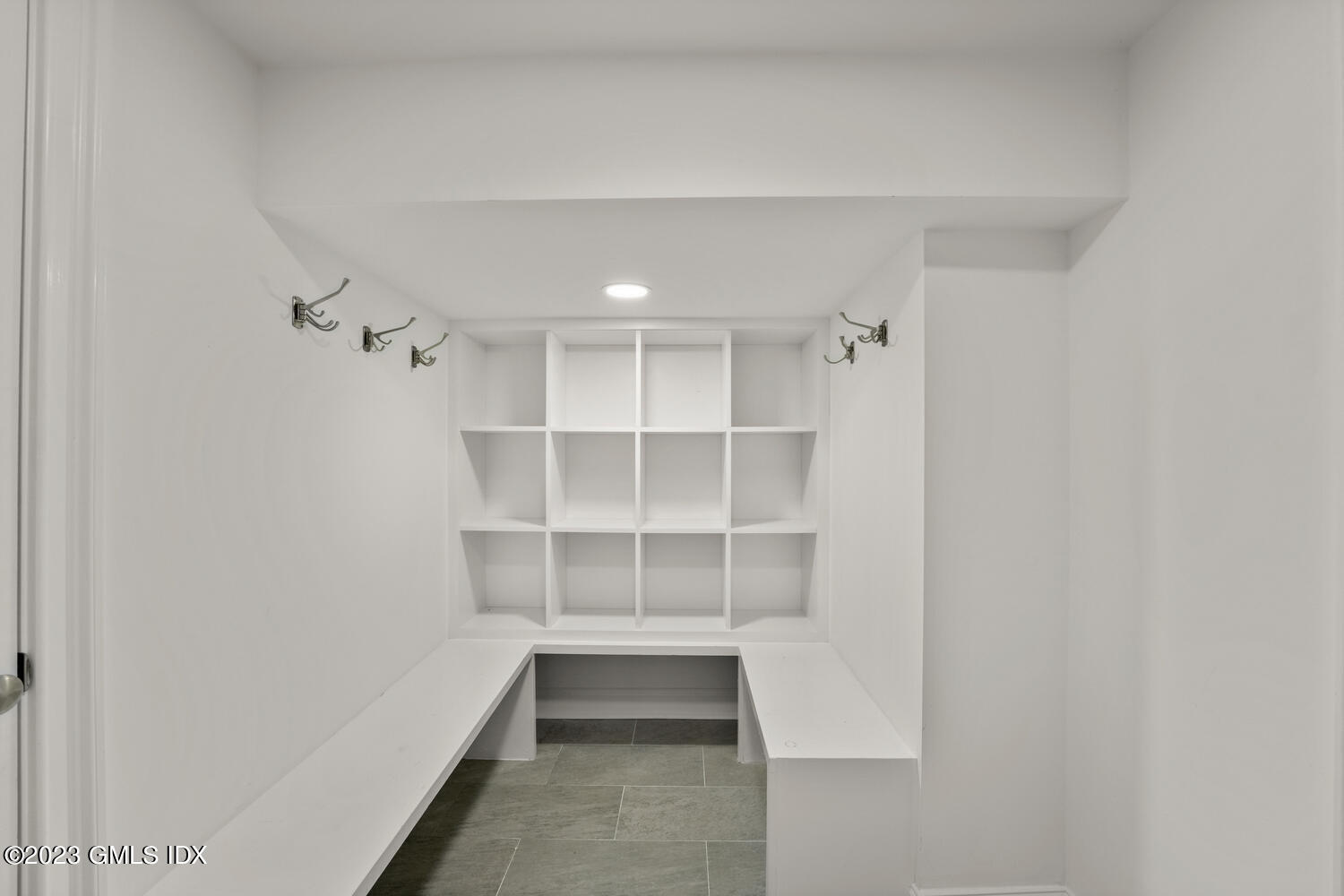 36 Sheep Hill Road Riverside, CT 06878 - Photo 30 of 37 a view of walk in closet with empty racks