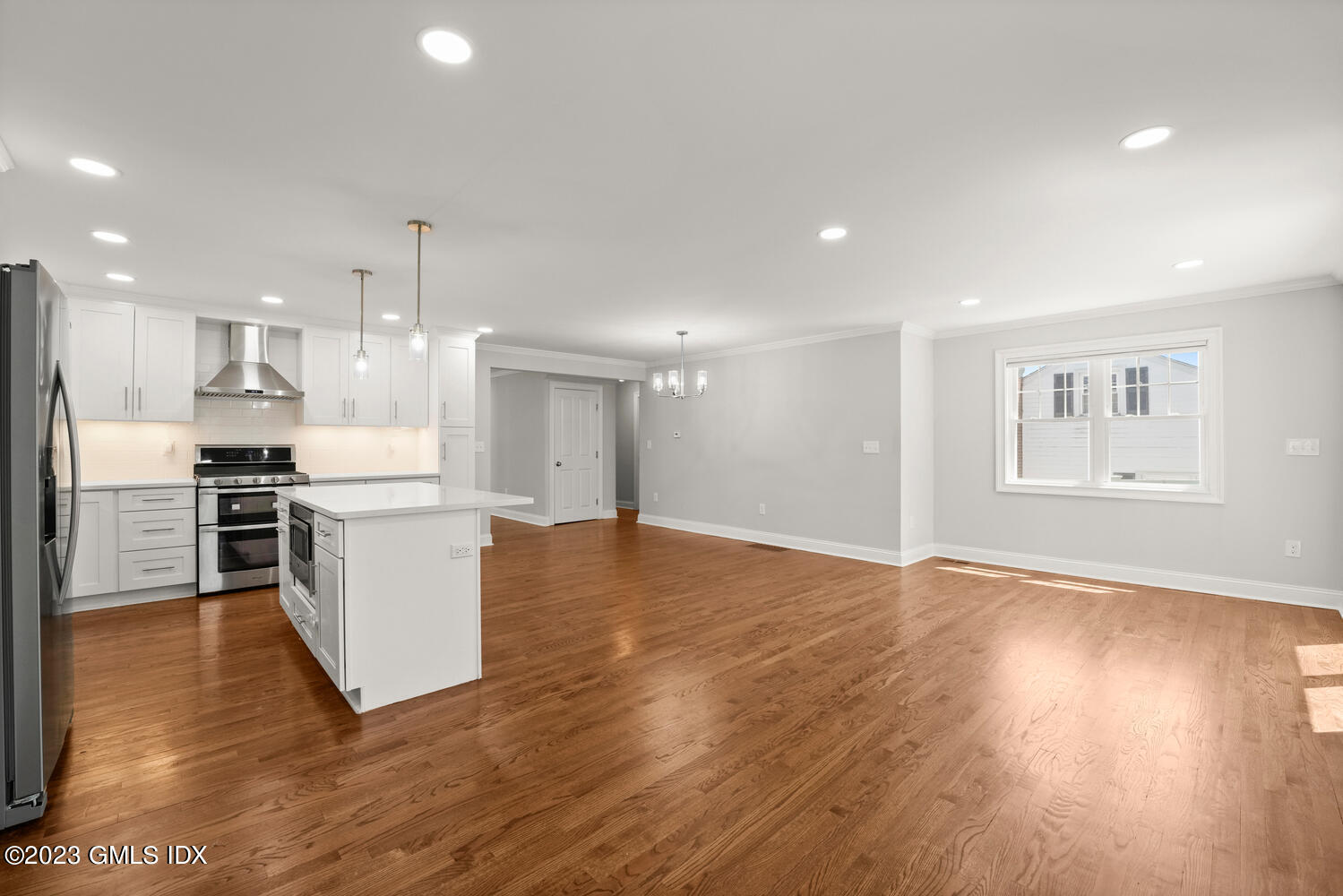36 Sheep Hill Road Riverside, CT 06878 - Photo 9 of 37 a view of kitchen with wooden floor