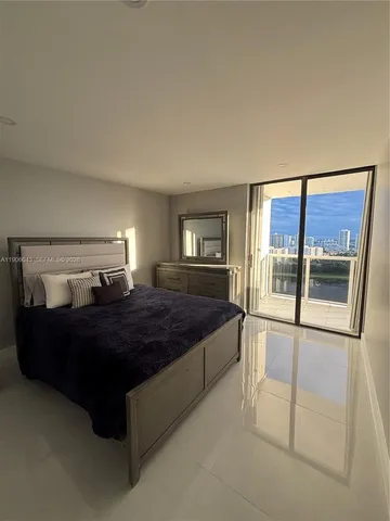 $3,500 | 3675 North Country Club Drive, Unit 2606, Aventura, FL 33180