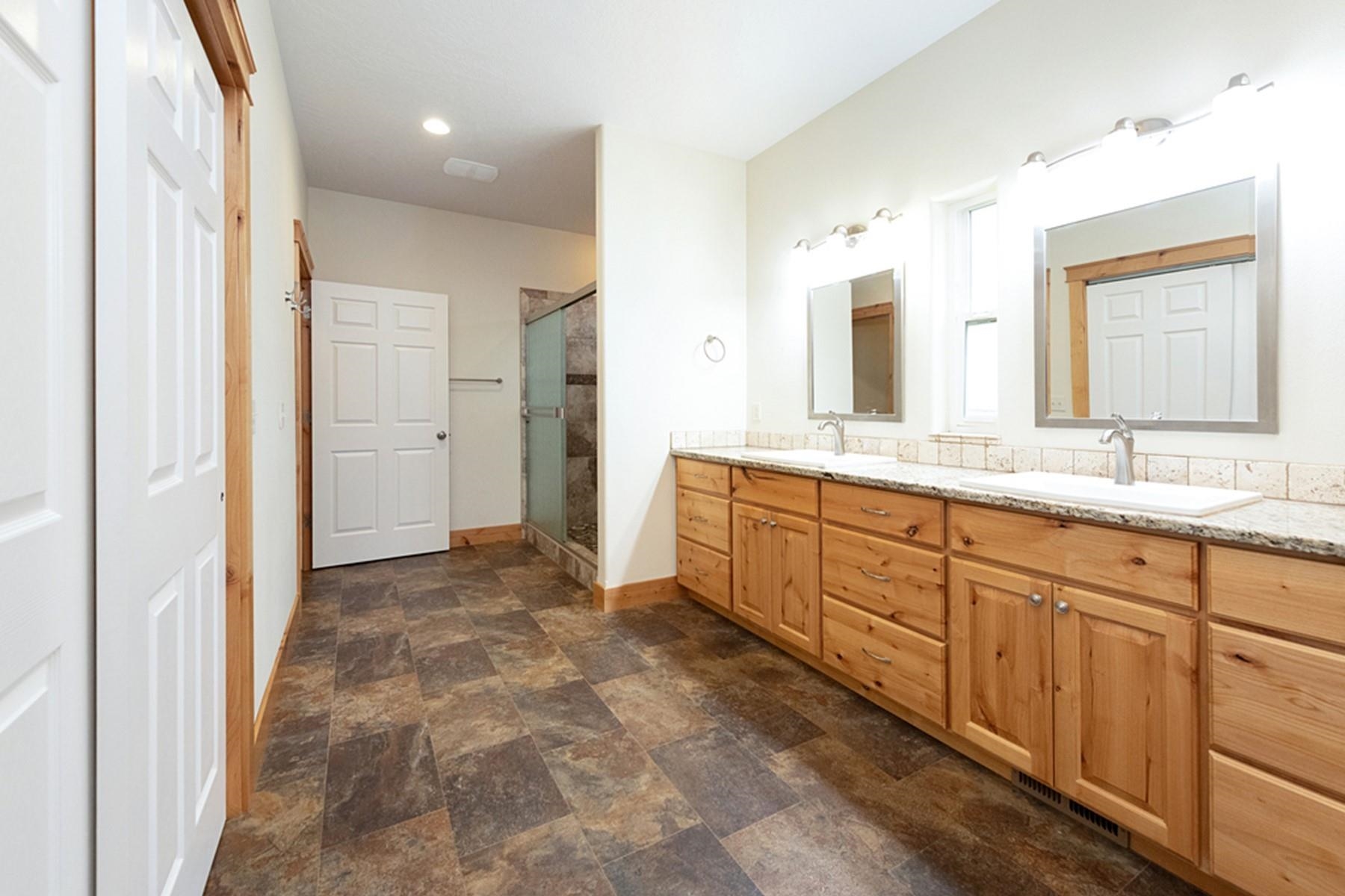 7463 West Lancaster Road Rathdrum, ID 83858 - Photo 24 of 48