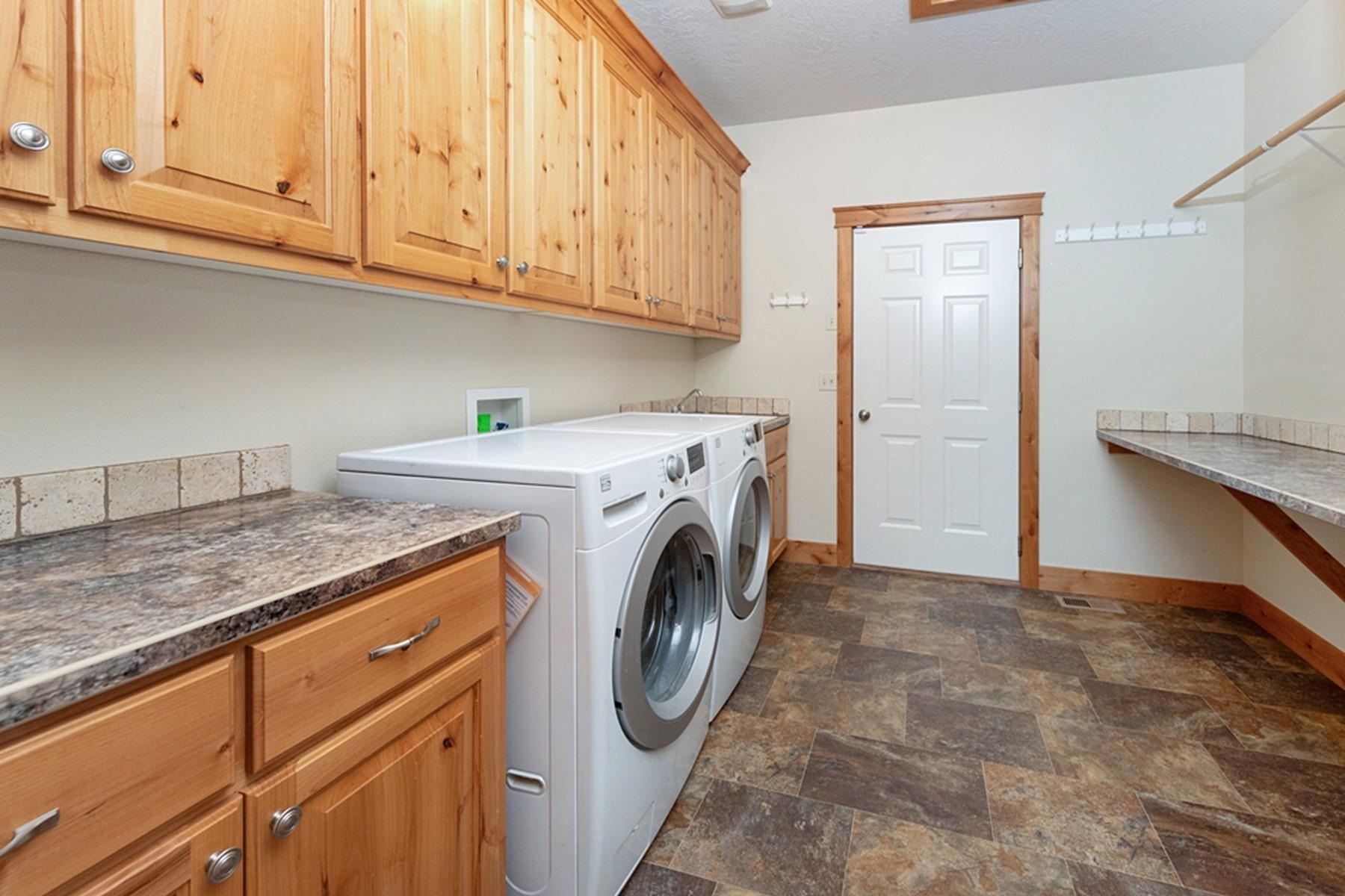 7463 West Lancaster Road Rathdrum, ID 83858 - Photo 39 of 48