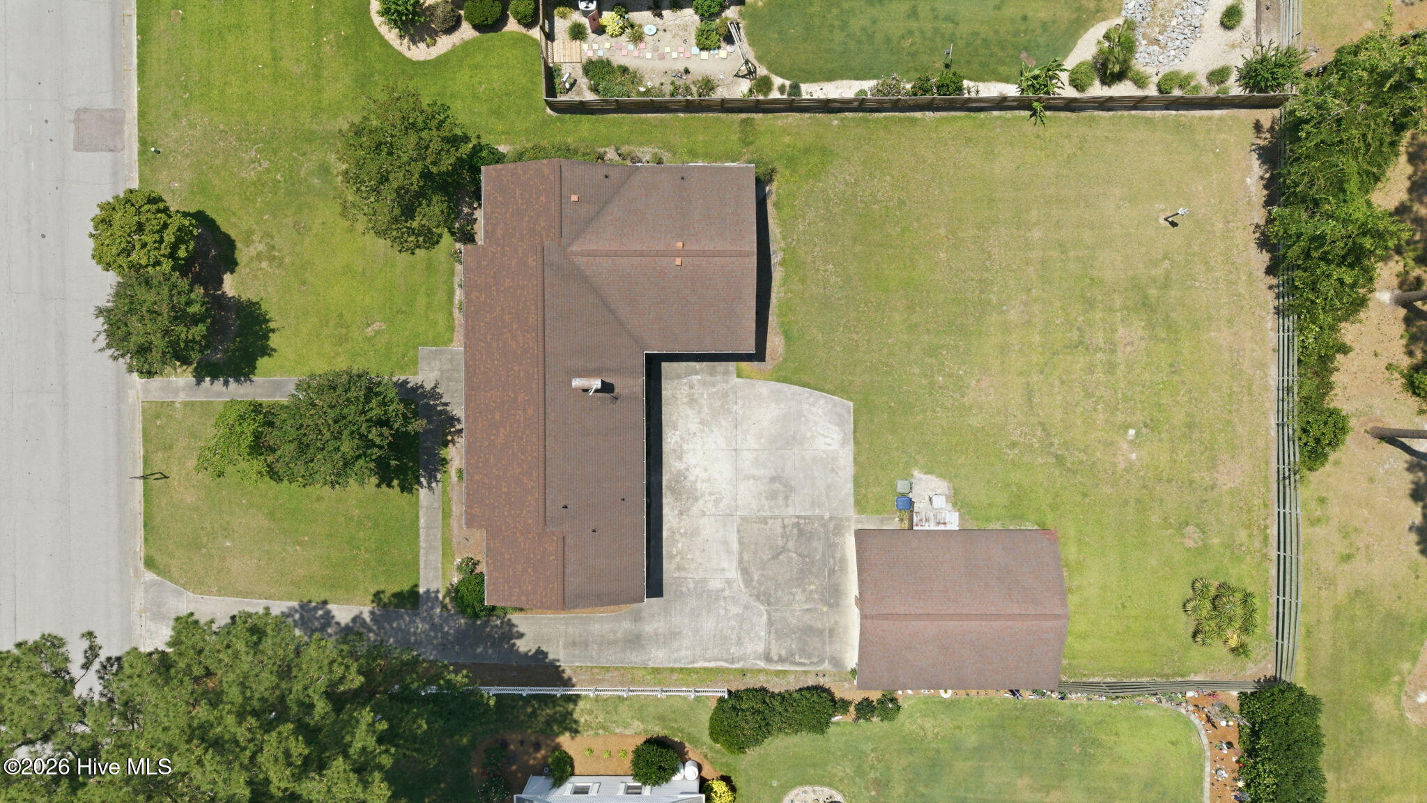 304 Lawson Road Washington, NC 27889 - Photo 11 of 53