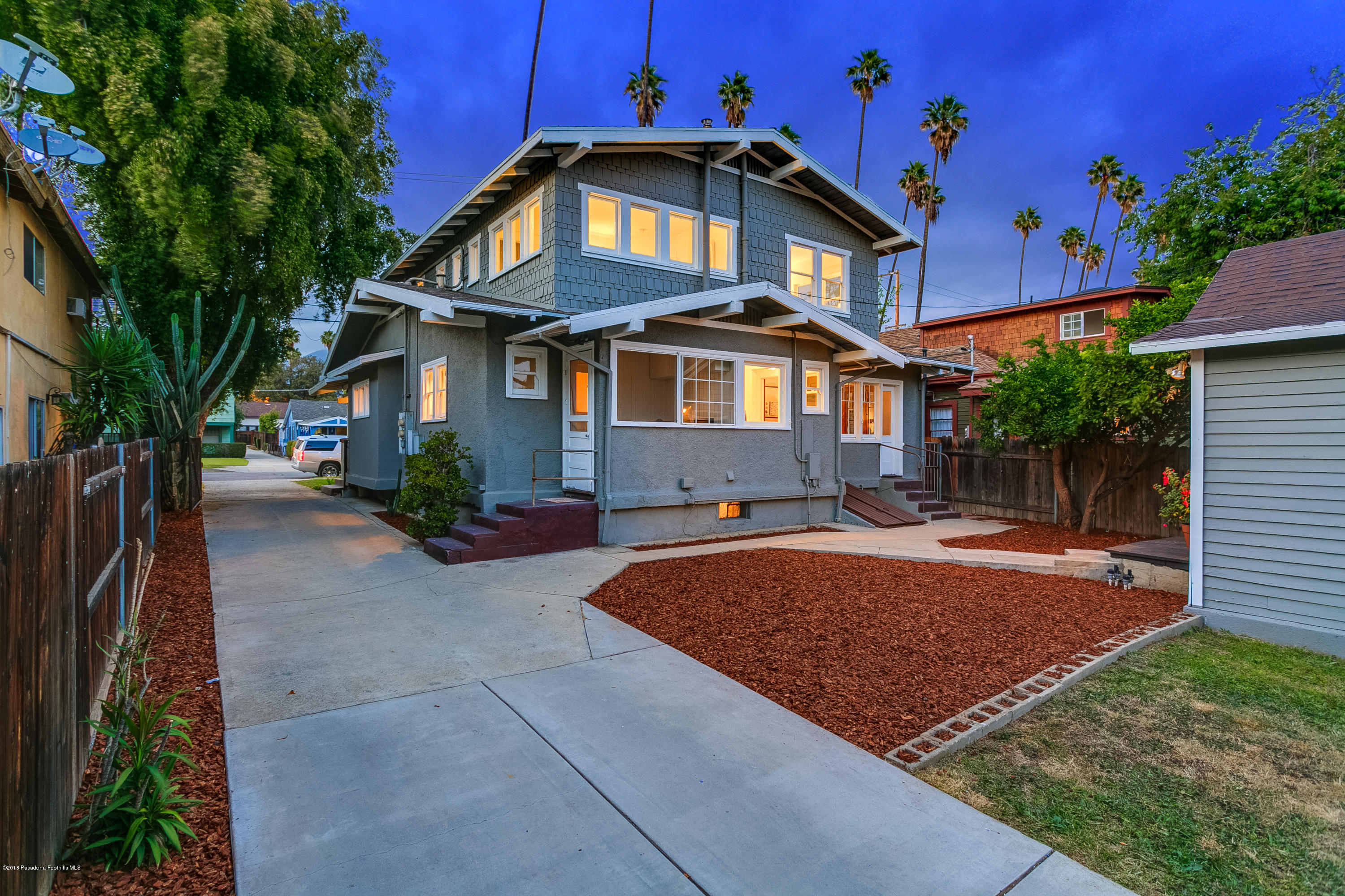 702 Earlham Street Pasadena, CA 91101 - Photo 39 of 41 700-702 Earlham St-007