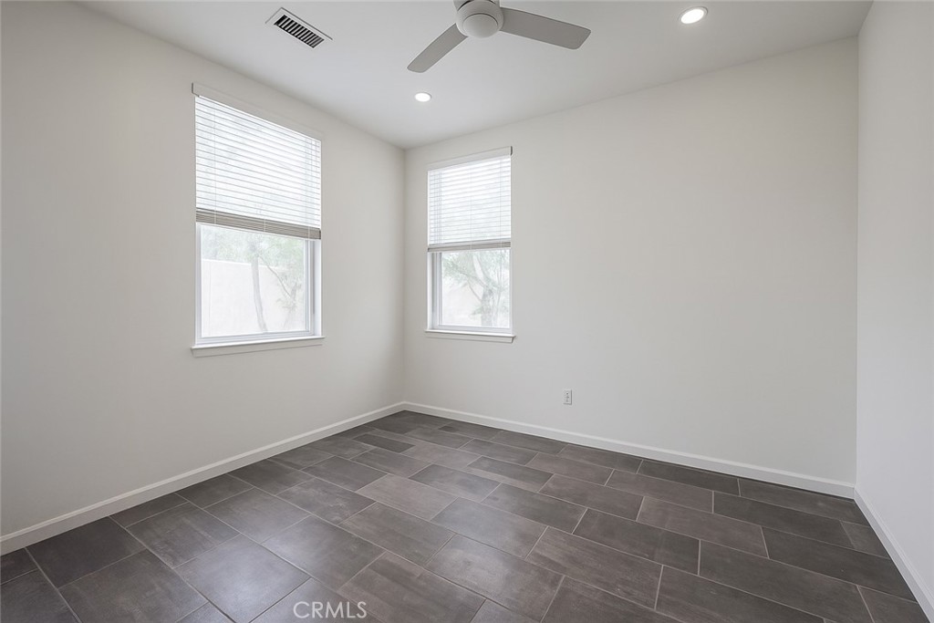 116 Agave Lake Forest, CA 92630 - Photo 14 of 35