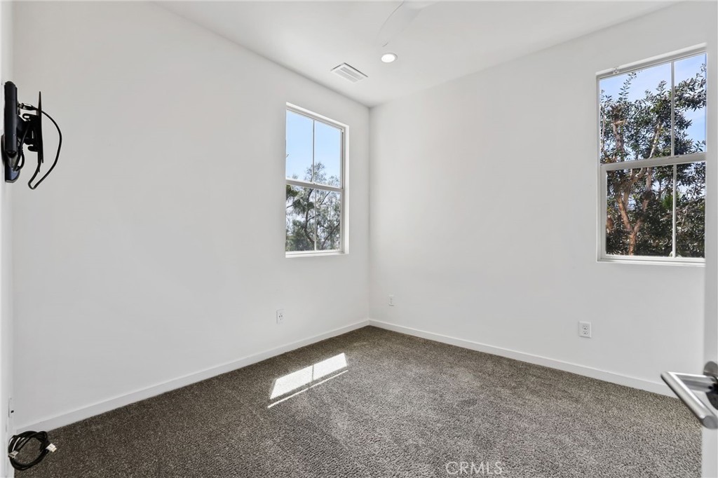 116 Agave Lake Forest, CA 92630 - Photo 25 of 35