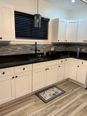 $400,000 | 7825 South Paulina Street, Chicago, IL 60620