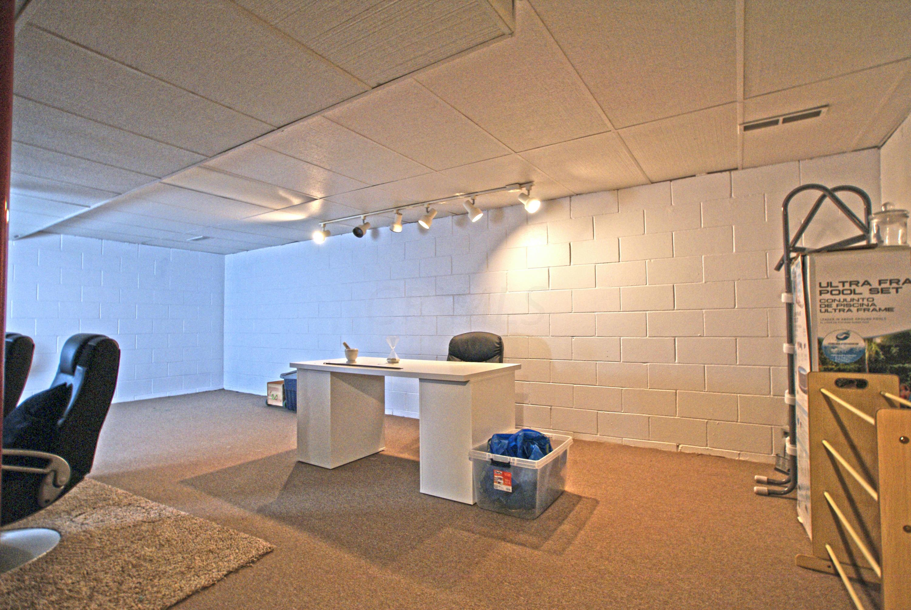 4990 Red Bank Road Galena, OH 43021 - Photo 18 of 25 Gallery Image 18