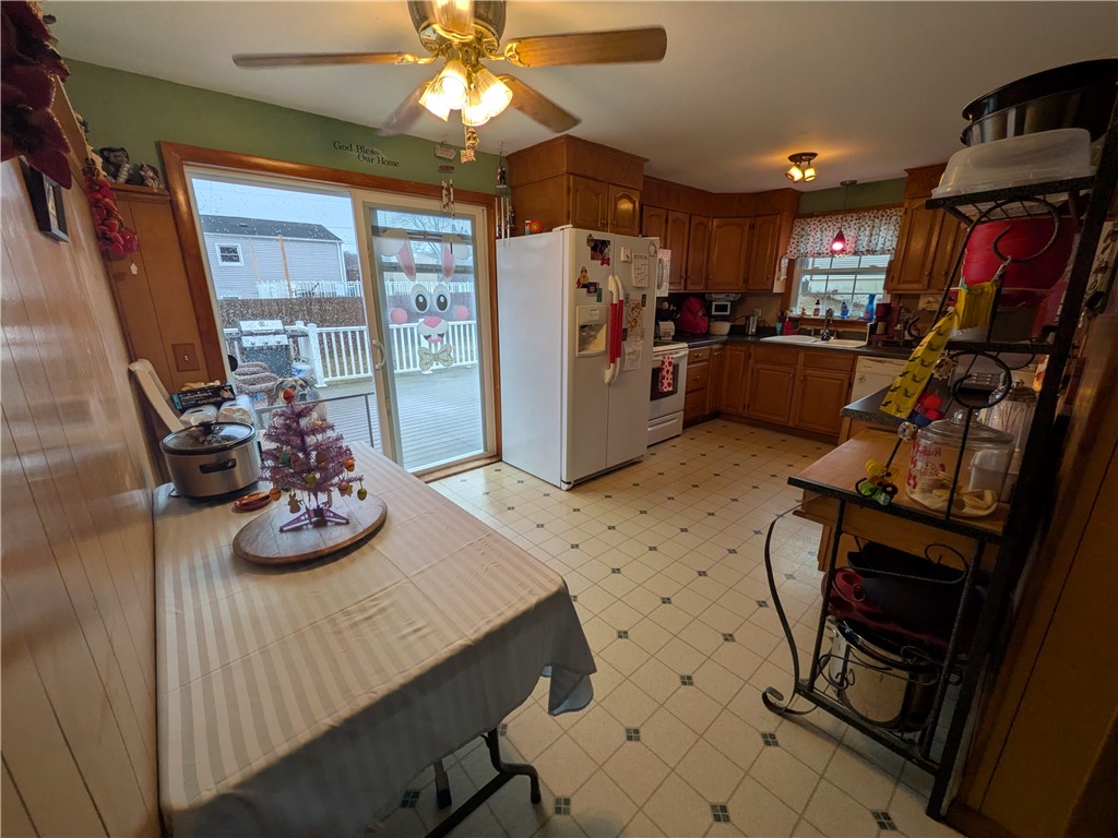 18 Noella Avenue Coventry, RI 02816 - Photo 14 of 32