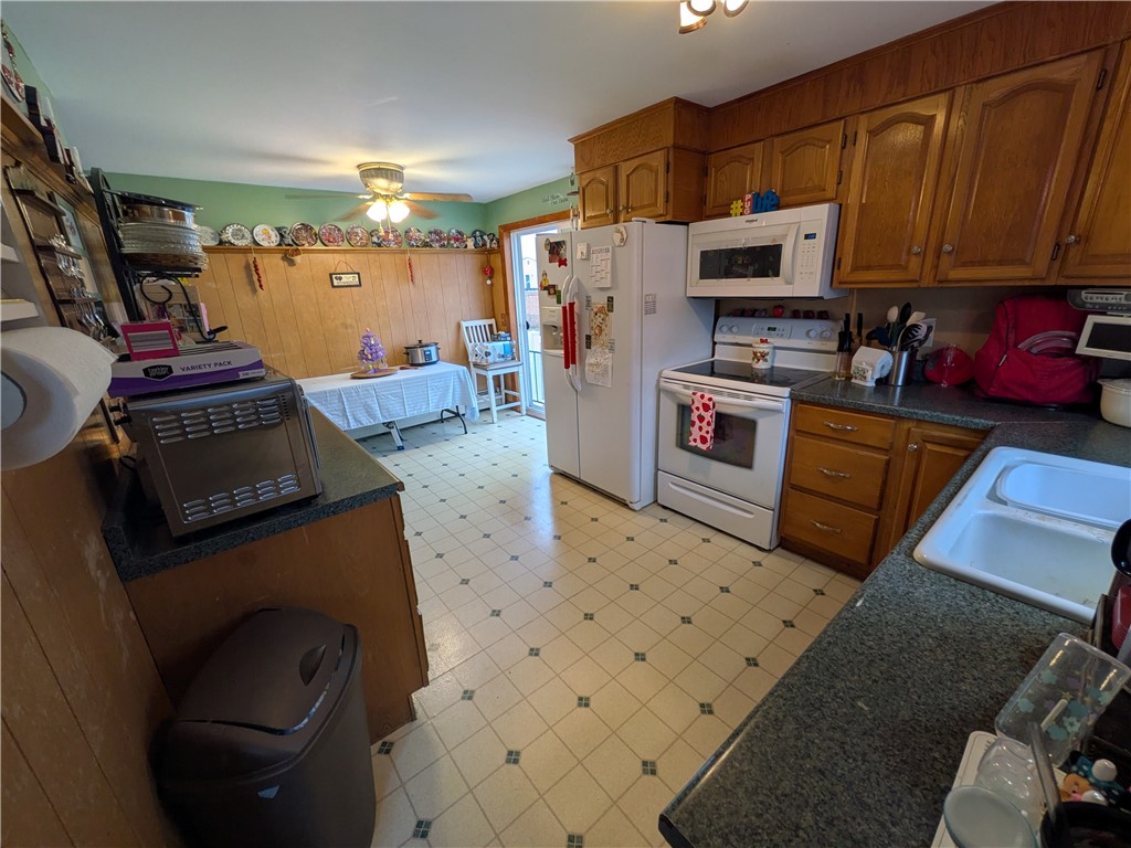 18 Noella Avenue Coventry, RI 02816 - Photo 16 of 32
