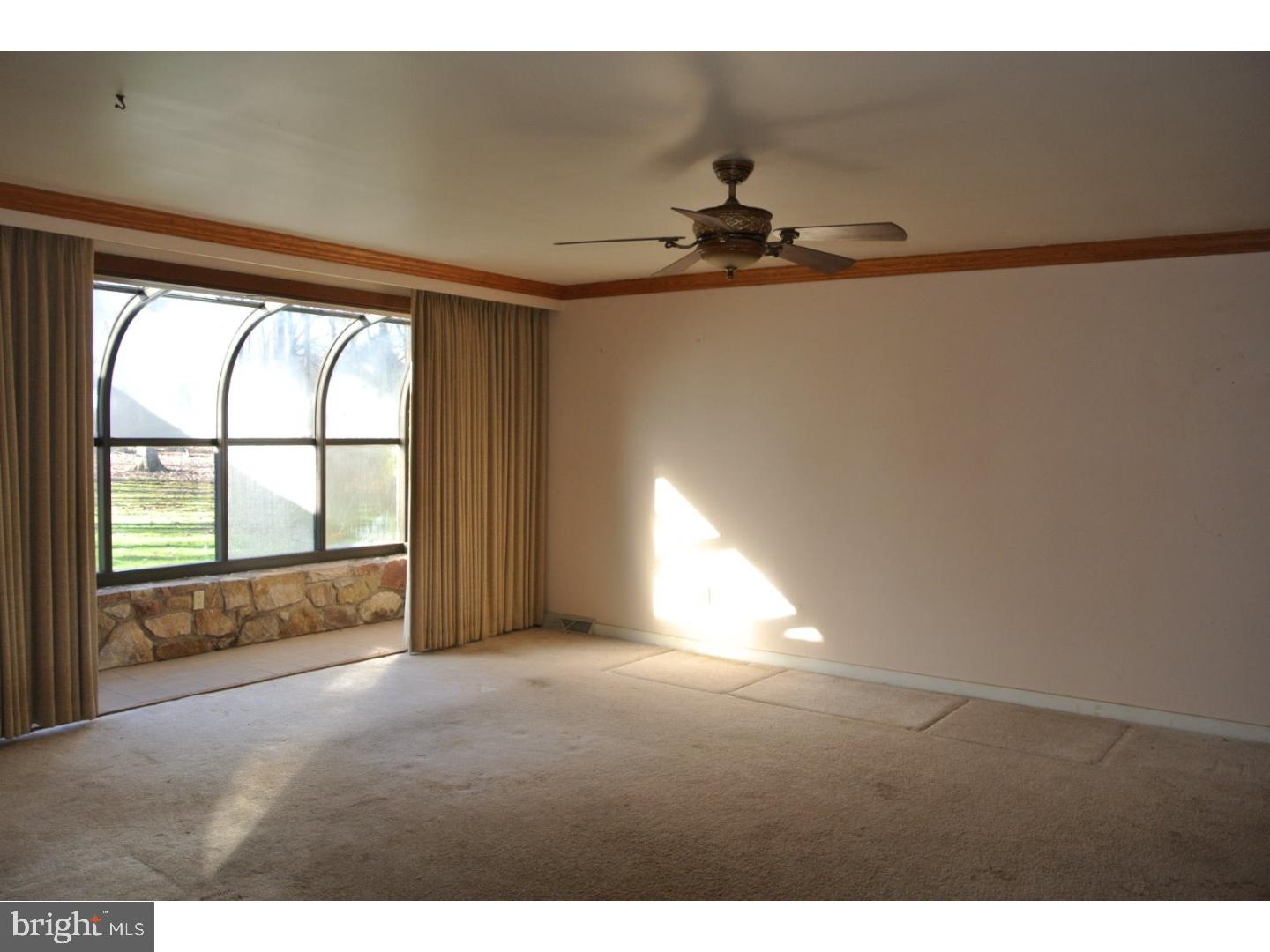 452 Stone Bridge Road Perkasie, PA 18944 - Photo 2 of 15 Living Room