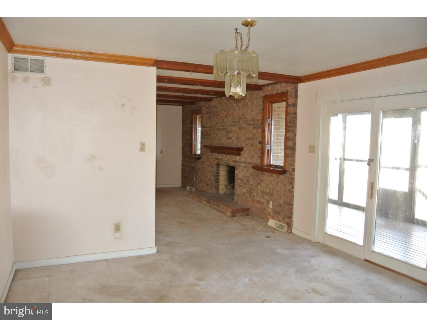 452 Stone Bridge Road Perkasie, PA 18944 - Photo 3 of 15 Dining Room