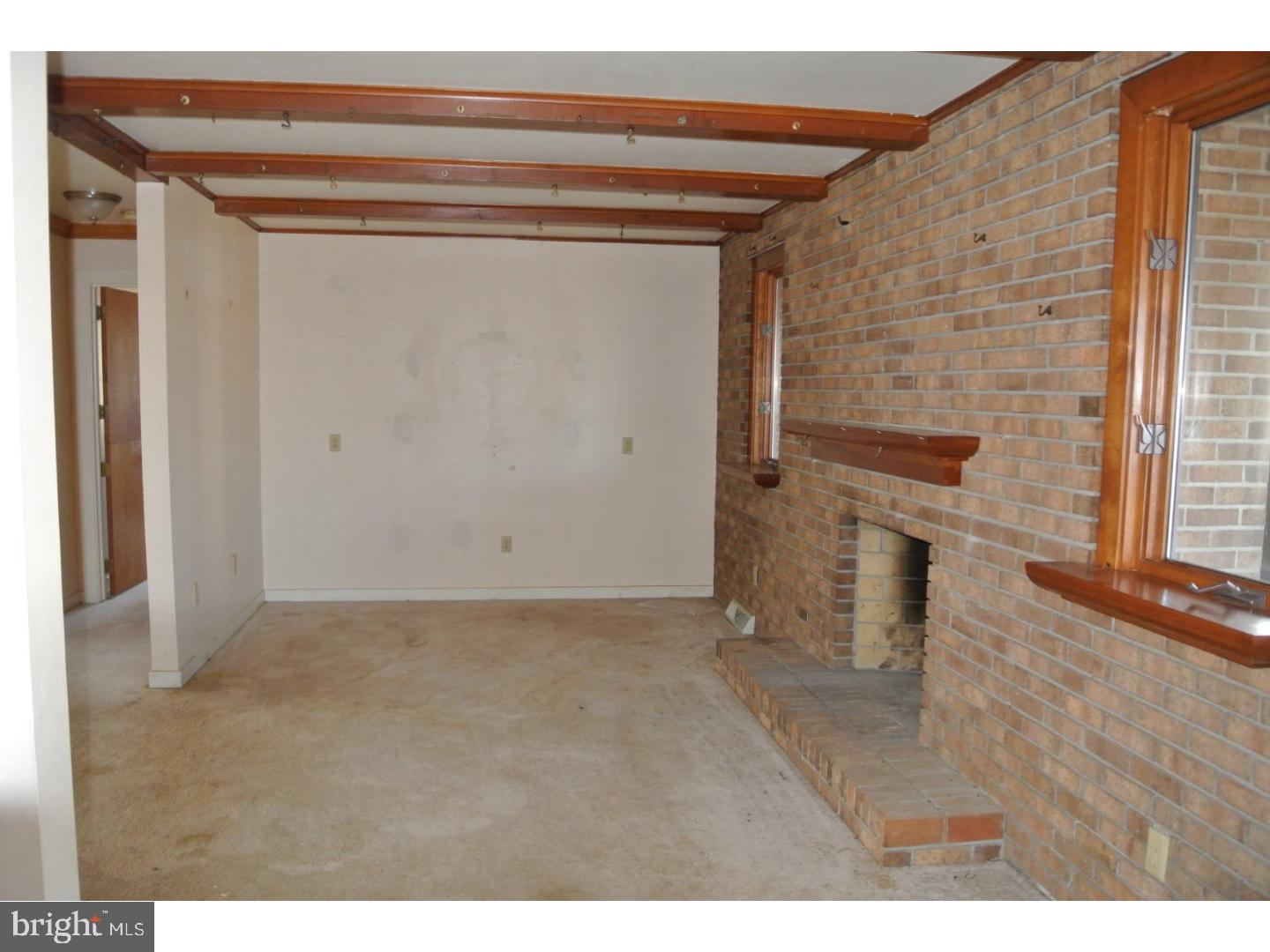 452 Stone Bridge Road Perkasie, PA 18944 - Photo 4 of 15 Family Room