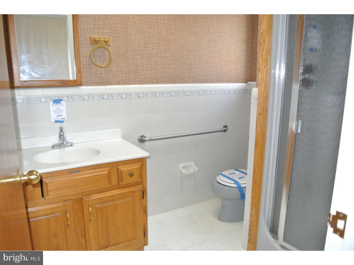452 Stone Bridge Road Perkasie, PA 18944 - Photo 9 of 15 Bathroom