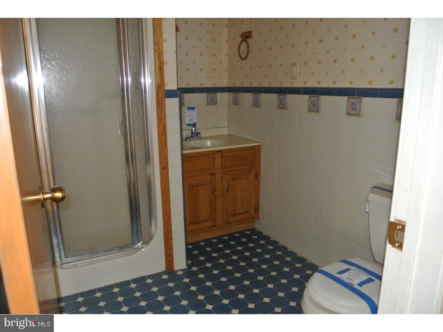 452 Stone Bridge Road Perkasie, PA 18944 - Photo 10 of 15 Bathroom