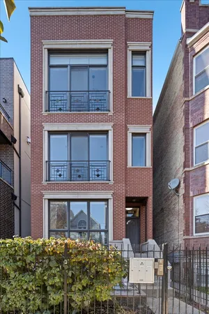 $5,500 | 1018 North Hermitage Avenue, Unit 1, Chicago, IL 60622
