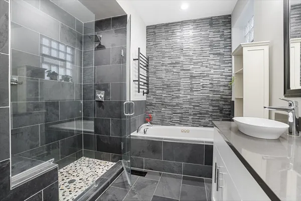 $5,500 | 1018 North Hermitage Avenue, Unit 1, Chicago, IL 60622