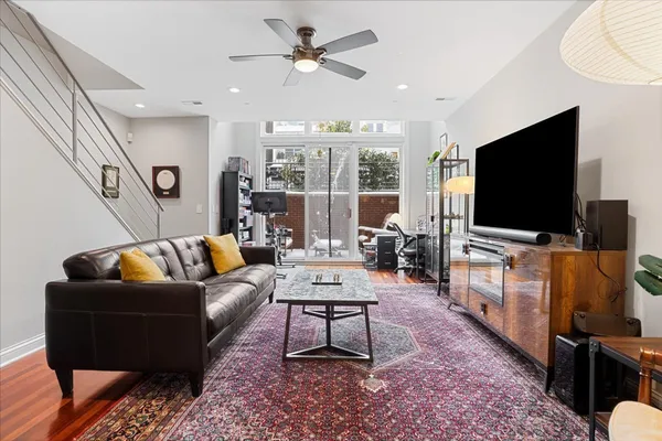 $5,500 | 1018 North Hermitage Avenue, Unit 1, Chicago, IL 60622