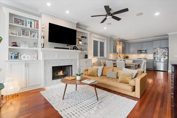 $5,500 | 1018 North Hermitage Avenue, Unit 1, Chicago, IL 60622