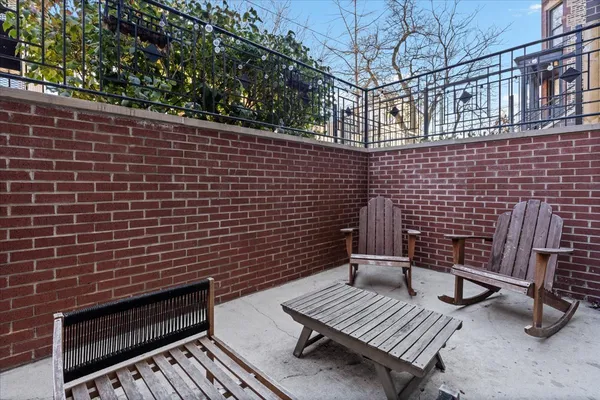 $5,500 | 1018 North Hermitage Avenue, Unit 1, Chicago, IL 60622