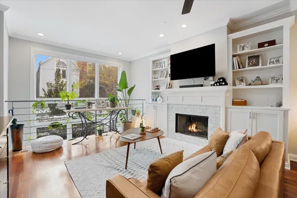 $5,500 | 1018 North Hermitage Avenue, Unit 1, Chicago, IL 60622