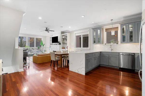 $5,500 | 1018 North Hermitage Avenue, Unit 1, Chicago, IL 60622