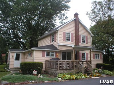 487 Male Road Wind Gap, PA 18091 - Photo 5 of 11 Deck