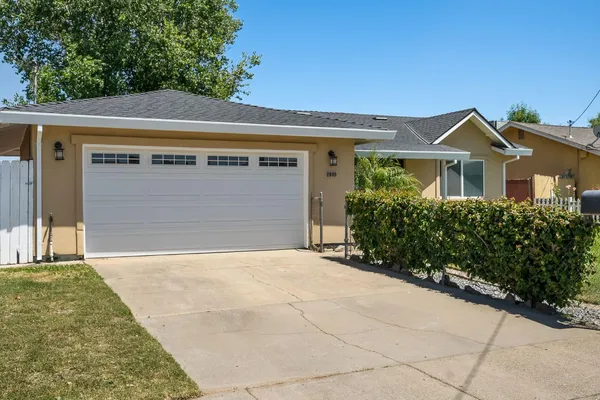 $299,000 | 2089 Virgilia Lane, Olivehurst, CA 95961