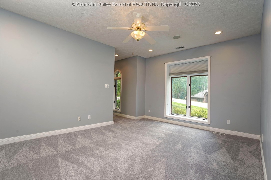 44 Spruce Ridge Hurricane, WV 25526 - Photo 18 of 49 Gallery Image 18