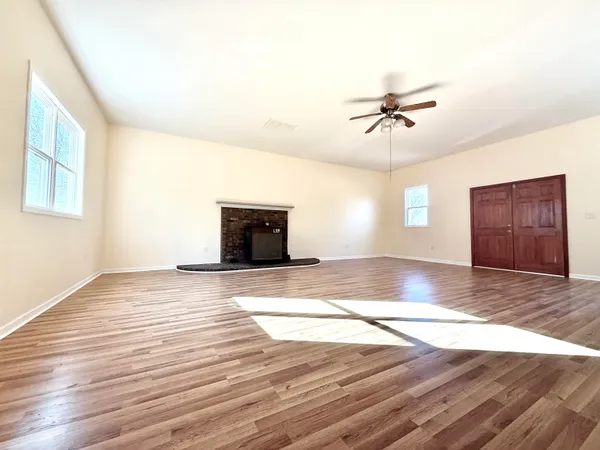 $199,000 | 120 Rhodes Drive, Middleton, TN 38052
