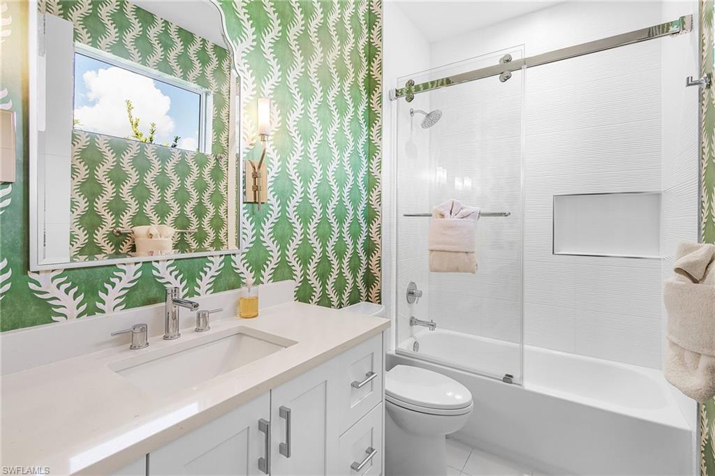 591 93rd Avenue North Naples, FL 34108 - Photo 23 of 35