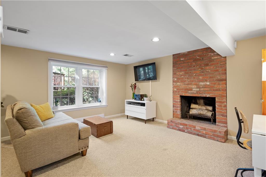 119 Seegar Road Pittsburgh, PA 15241 - Photo 30 of 41 Gallery Image 30