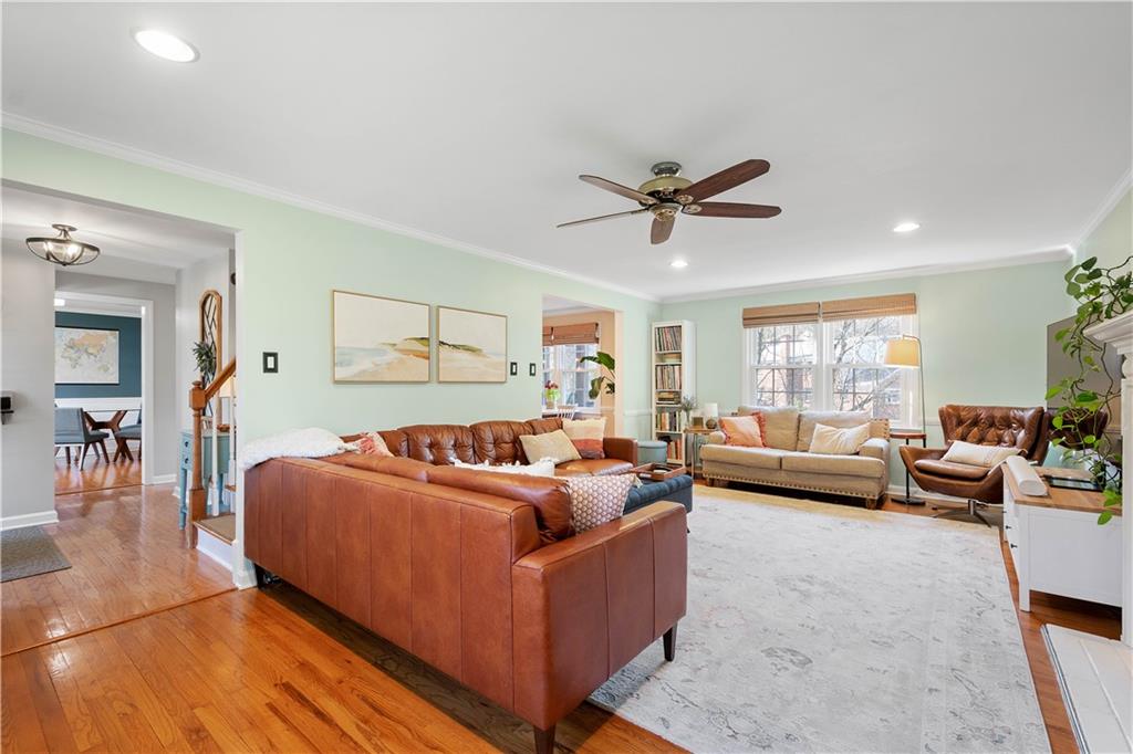 119 Seegar Road Pittsburgh, PA 15241 - Photo 5 of 41 Gallery Image 5