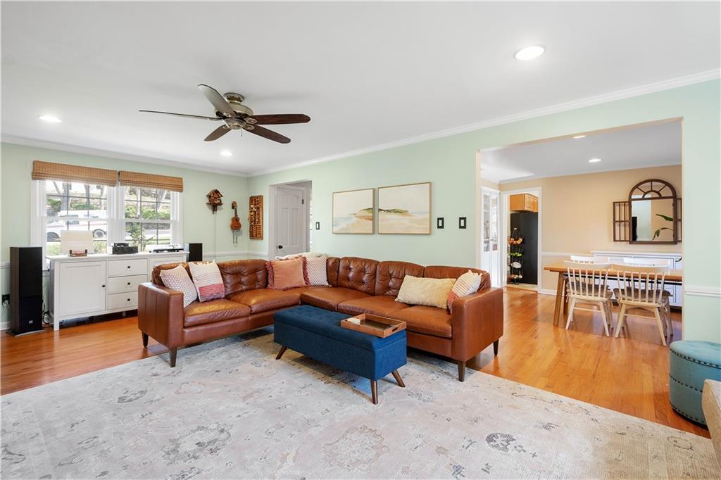 119 Seegar Road Pittsburgh, PA 15241 - Photo 7 of 41 Gallery Image 7